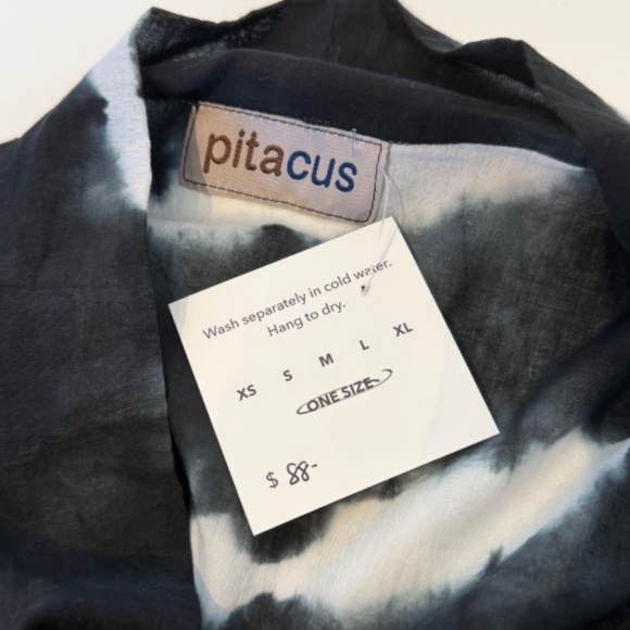 Gorgeous shibori tie dyed 2pc cowl drapey top and pant set - Picture 9 of 9